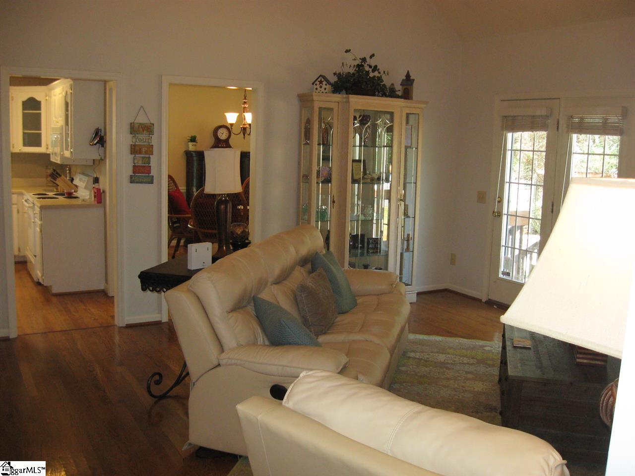 9 Farmstead Way Fountain Inn, SC 29644 - Photo 5 of 20