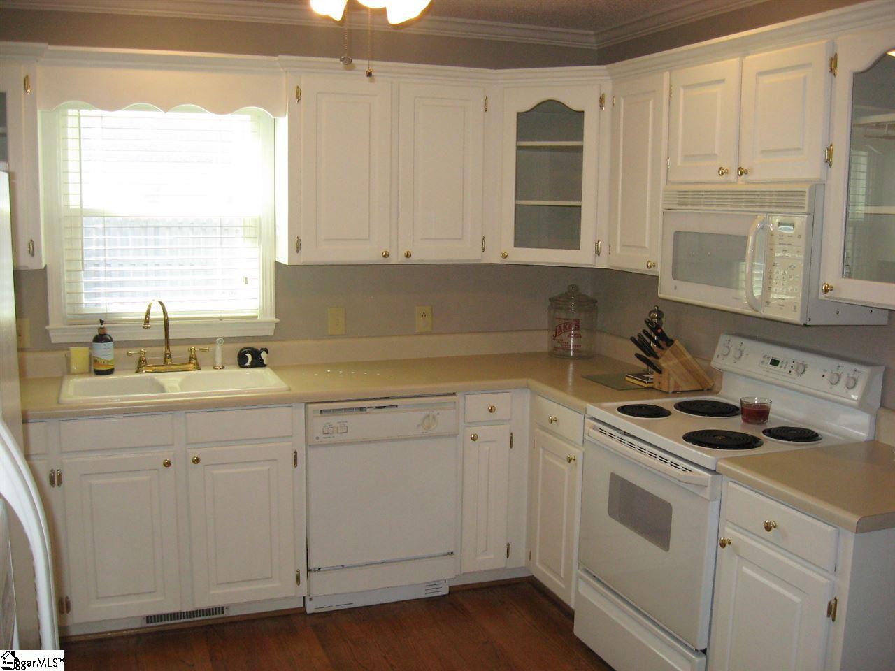 9 Farmstead Way Fountain Inn, SC 29644 - Photo 8 of 20