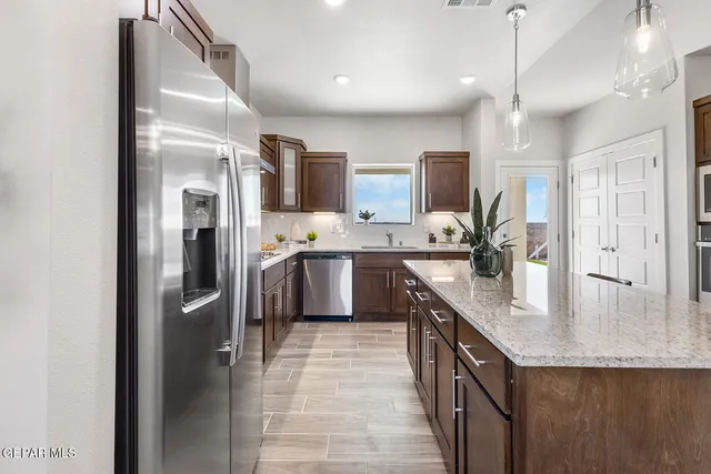 $304,950 | 901 Indigo Sky Street, El Paso, TX 79928