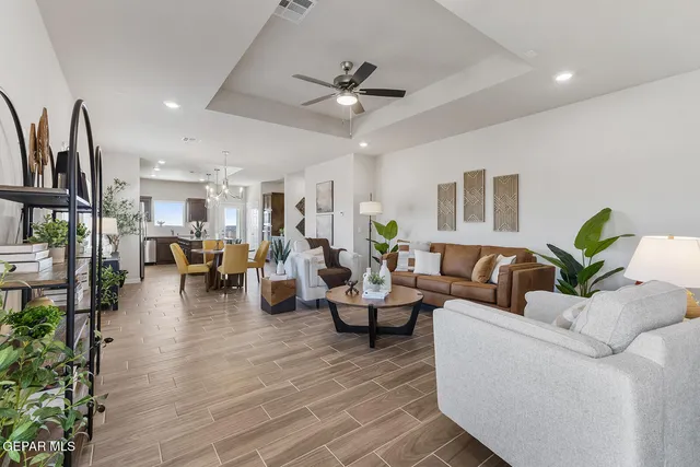 $304,950 | 901 Indigo Sky Street, El Paso, TX 79928