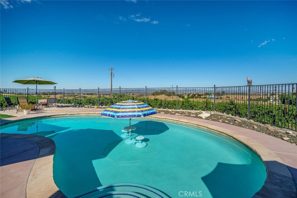 6172 Hawk Ridge Place San Miguel, CA 93451 - Photo 14 of 74
