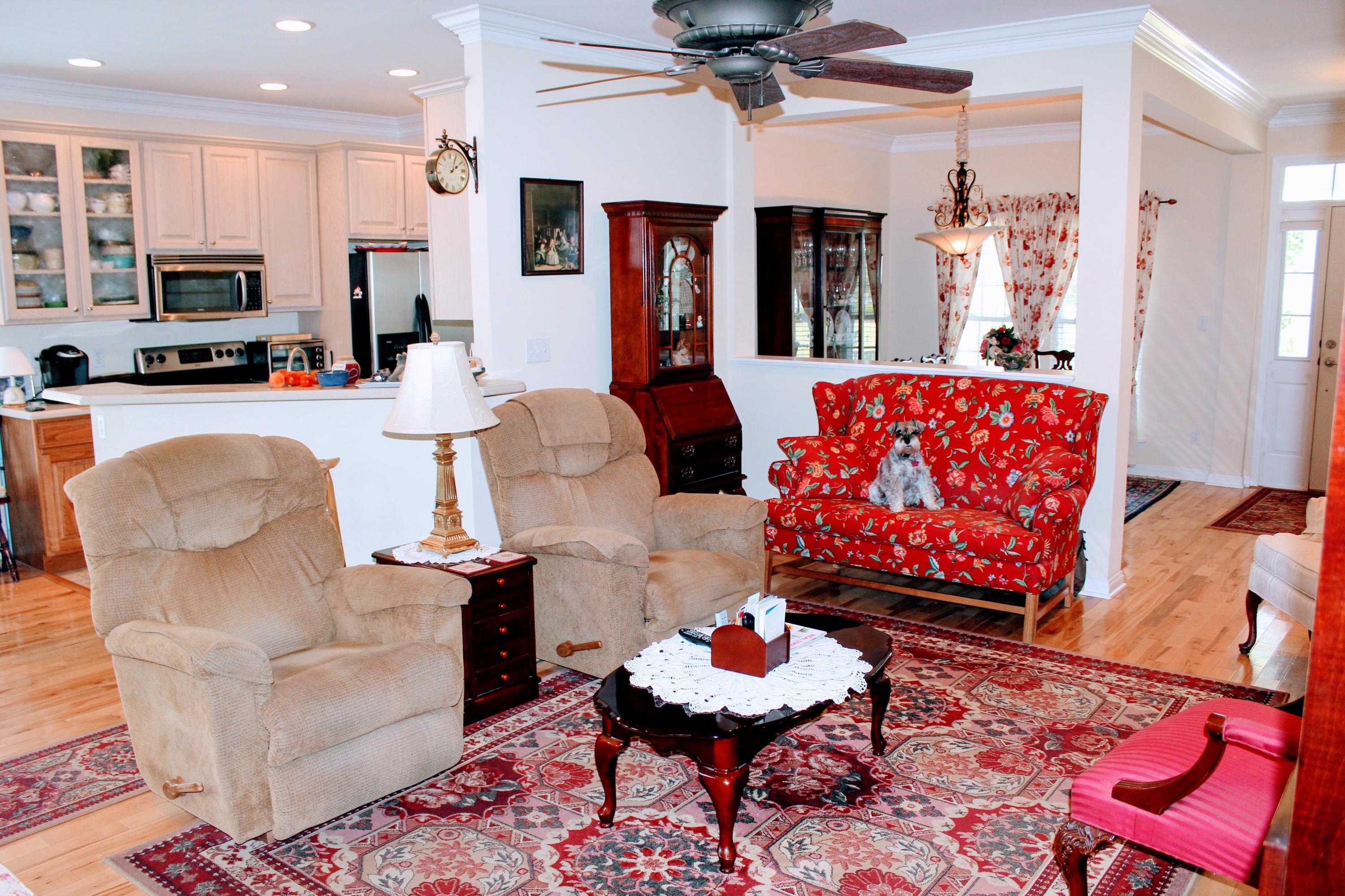 133 Liberty Court Oak Ridge, TN 37830 - Photo 3 of 28 IMG_5100