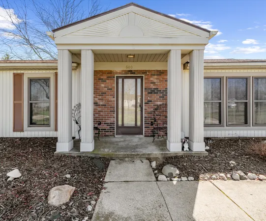$215,000 | 680 Leveque Circle, Carleton, MI 48117