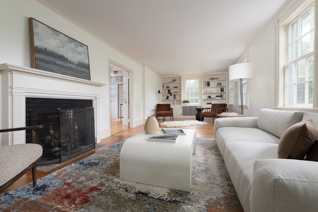 254 Conant Road Weston, MA 02493 - Photo 5 of 42