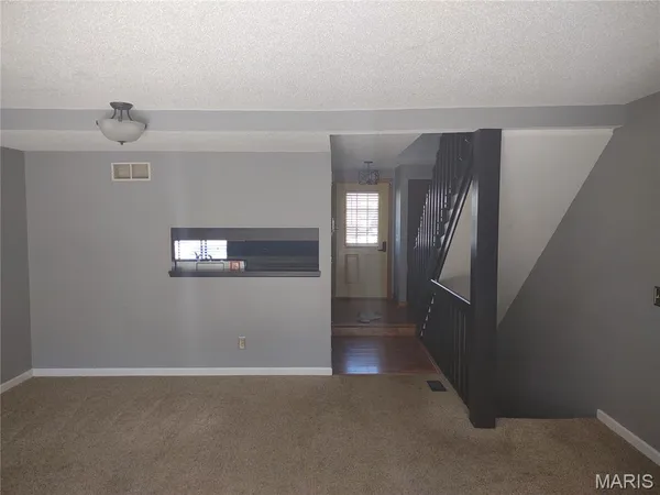 $1,699 | 28 Cedar Grove Court, Unit B, St. Charles, MO 63304