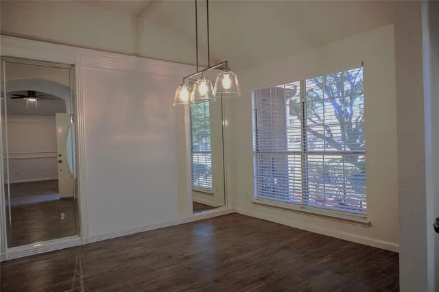 $349,500 | 1045 Blueberry Court, Crowley, TX 76036