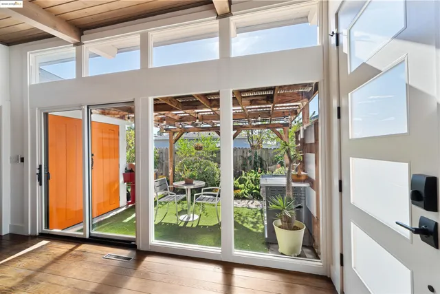 $749,000 | 658 Sonoma Street, Richmond, CA 94805