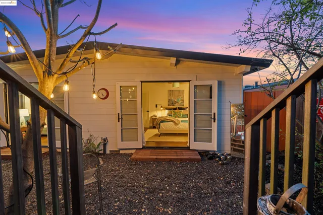 $749,000 | 658 Sonoma Street, Richmond, CA 94805