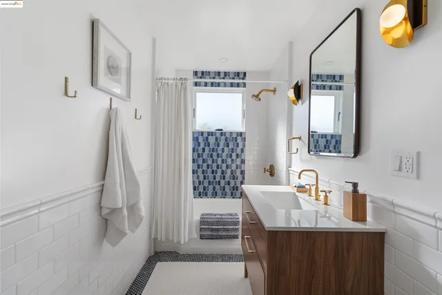 $749,000 | 658 Sonoma Street, Richmond, CA 94805