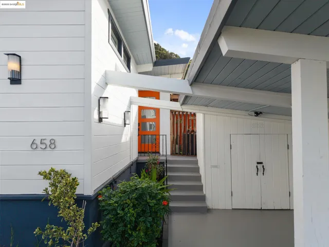 $749,000 | 658 Sonoma Street, Richmond, CA 94805