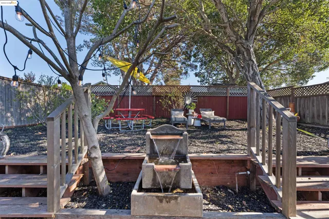 $749,000 | 658 Sonoma Street, Richmond, CA 94805