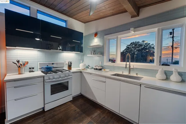 $749,000 | 658 Sonoma Street, Richmond, CA 94805