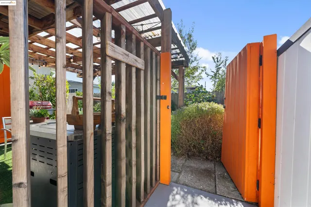 $749,000 | 658 Sonoma Street, Richmond, CA 94805