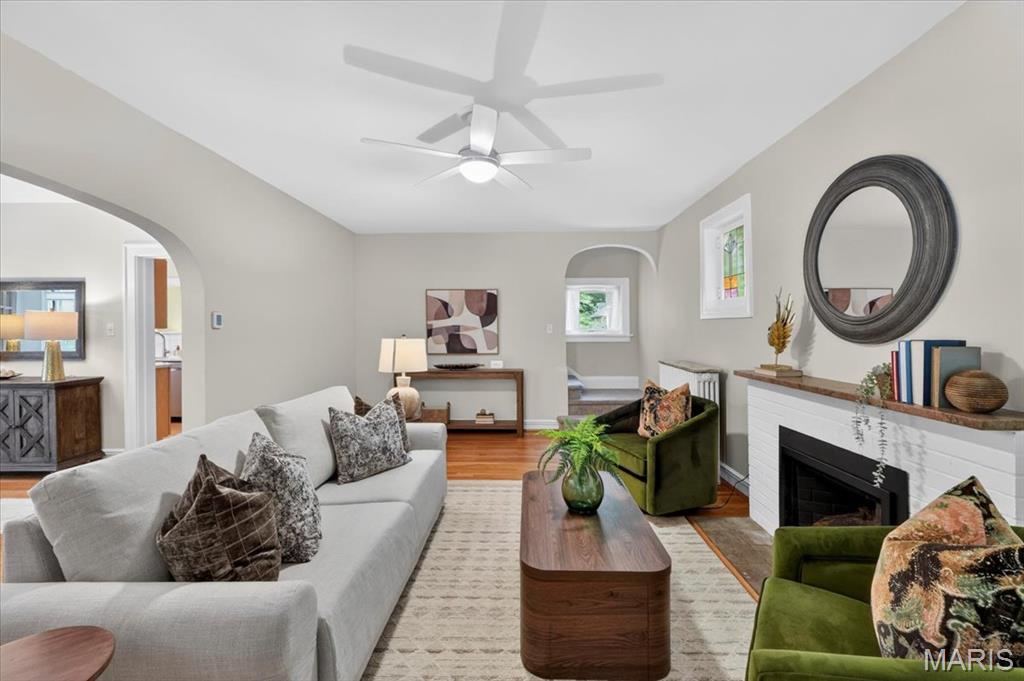 409 Summit Avenue Webster Groves, MO 63119 - Photo 5 of 28