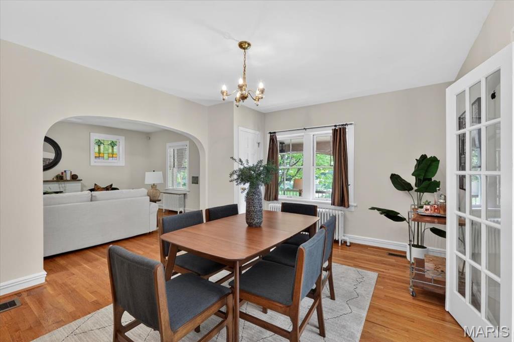 409 Summit Avenue Webster Groves, MO 63119 - Photo 8 of 28