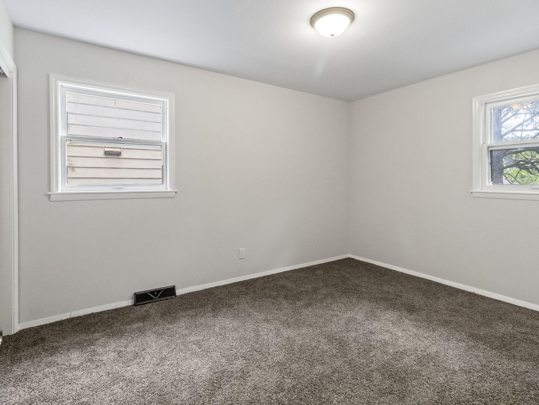 4720 North 36th Street, Unit 4720A Milwaukee, WI 53209 - Photo 19 of 33 22-web-or-mls-IMG_1135