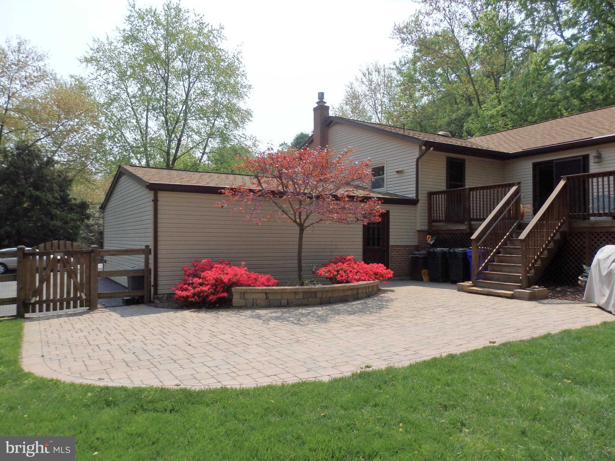 9212 Bethel Road Frederick, MD 21702 - Photo 2 of 30 Composite and paver patio
