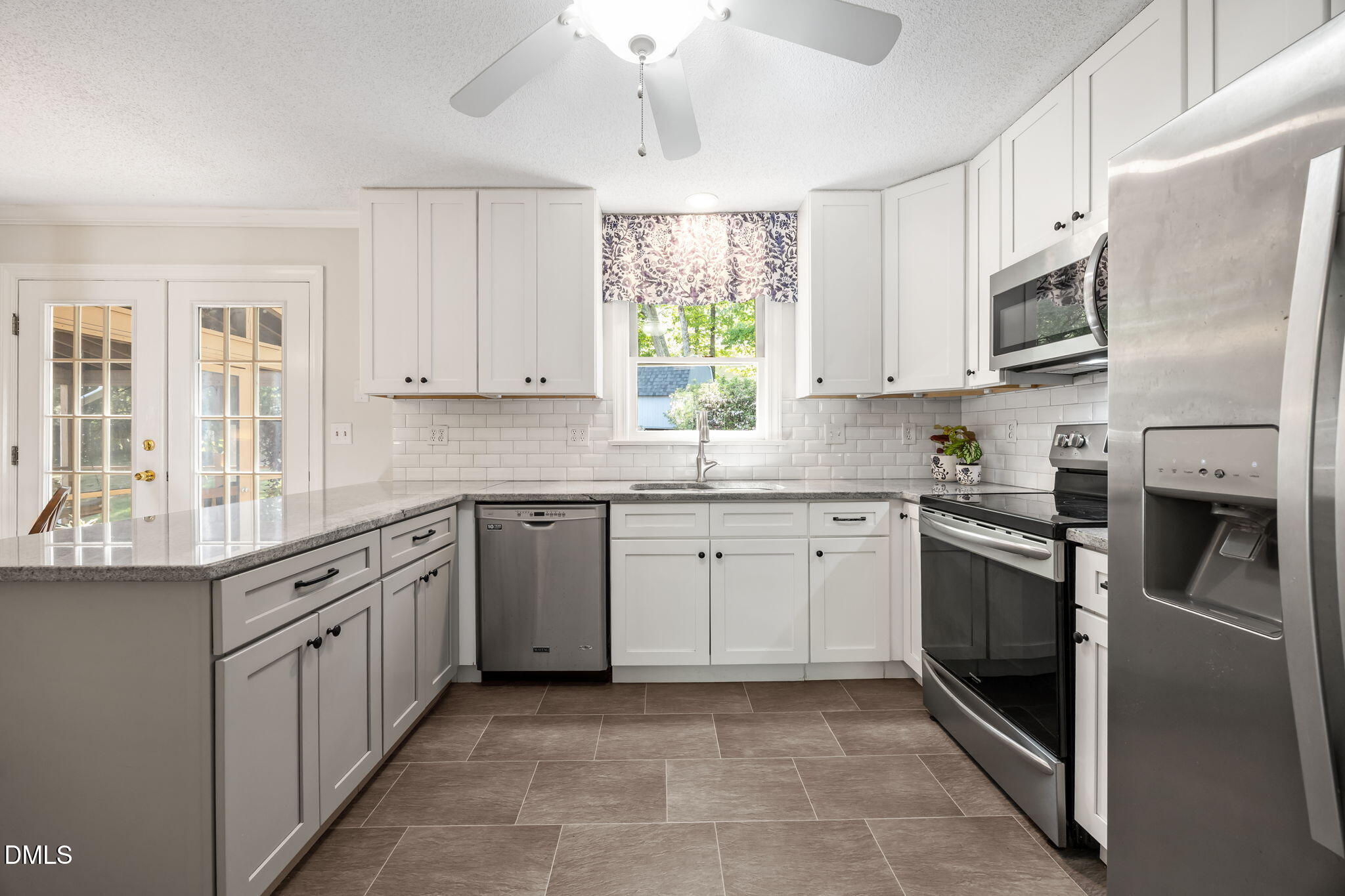 2000 Broadingham Court Raleigh, NC 27615 - Photo 13 of 31 29-web-or-mls-IMG_5053