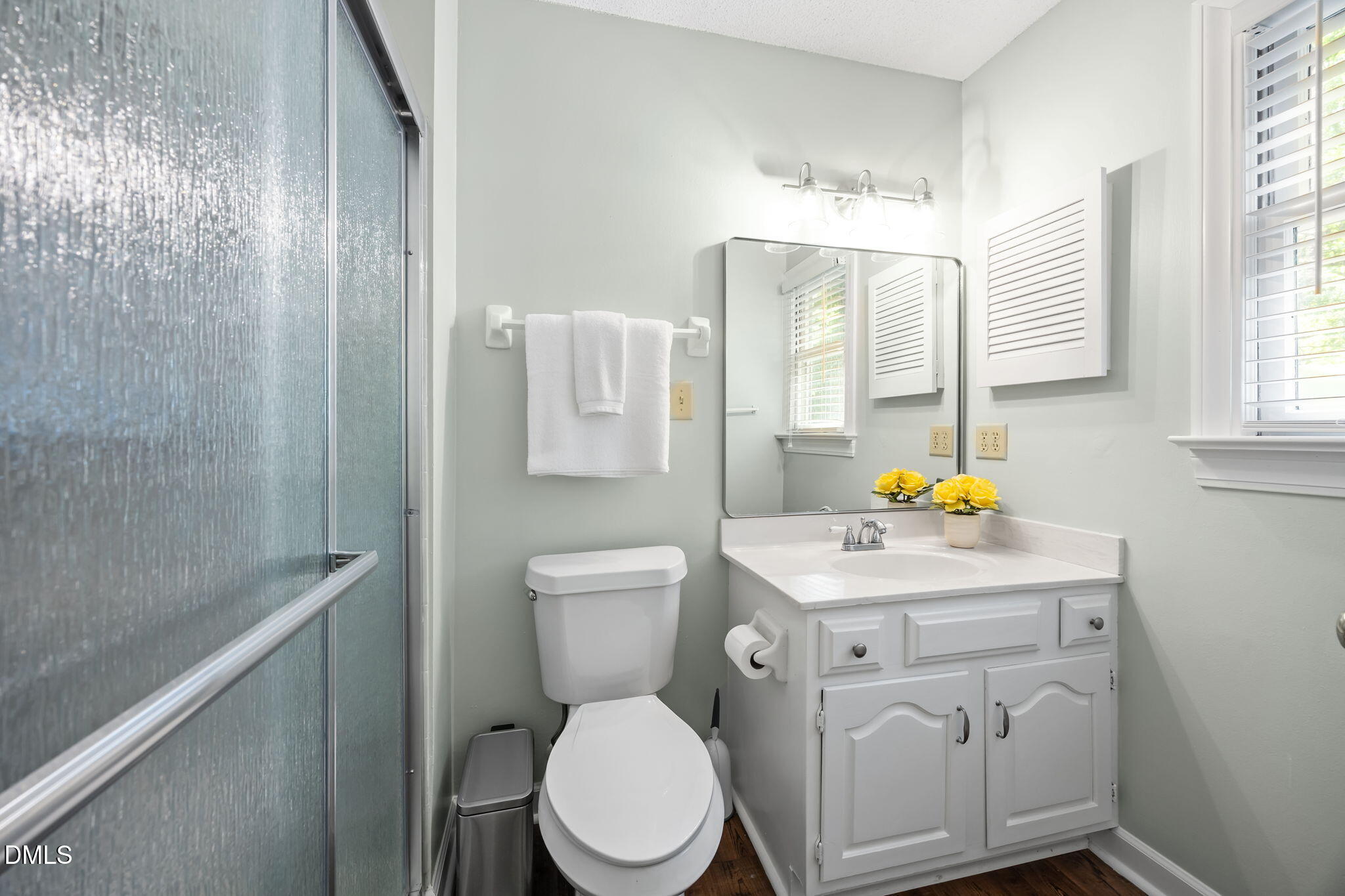 2000 Broadingham Court Raleigh, NC 27615 - Photo 21 of 31 bathroom
