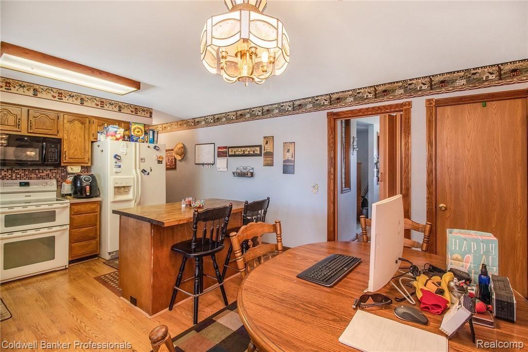 936 North Force Road Attica, MI 48412 - Photo 8 of 26 40.jpg