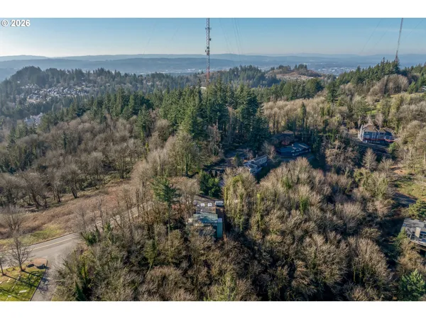 $250,000 | Northwest Royal Boulevard, Portland, OR 97210
