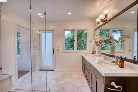 $4,750,000 | 140 Sheridan Way, Woodside, CA 94062