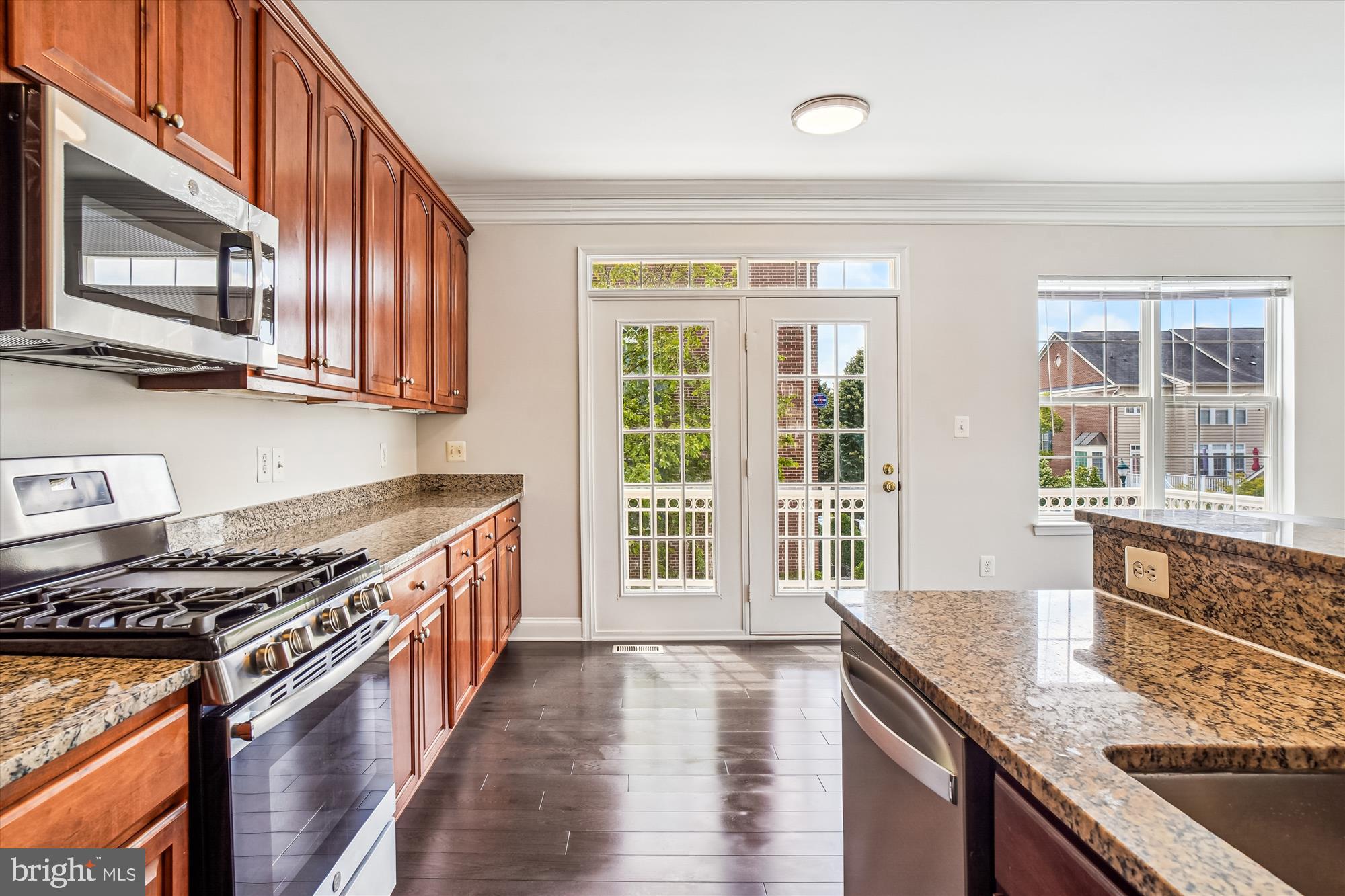 12962 Clarksburg Square Road Clarksburg, MD 20871 - Photo 10 of 39 Kitchen
