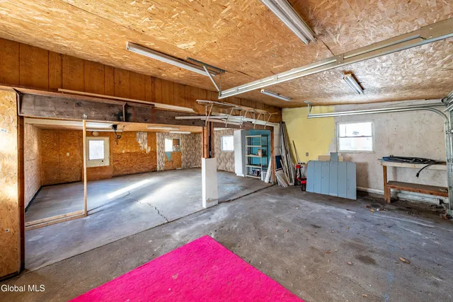 $259,000 | 983 Highway 9W, Bethlehem, NY 12158