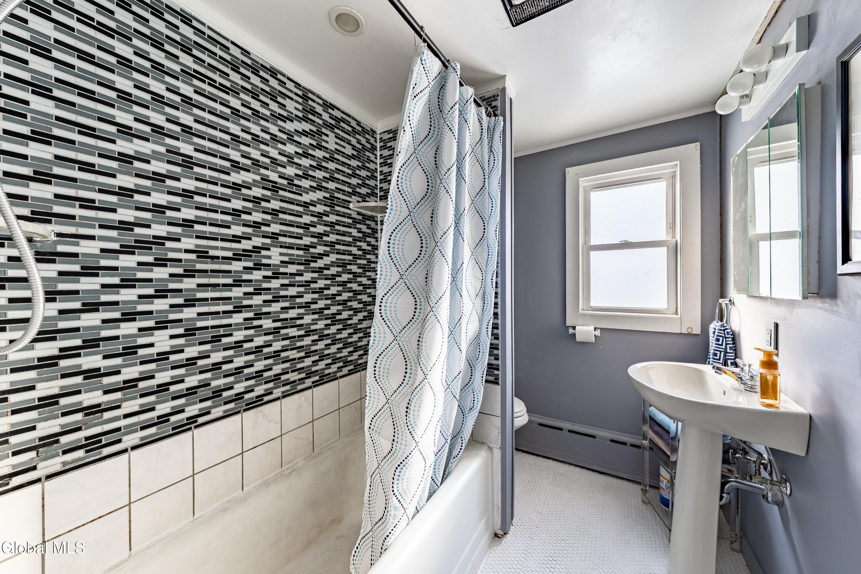 983 Highway 9W Bethlehem, NY 12158 - Photo 6 of 17 12938