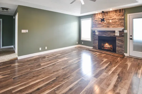 $1,800 | 3710 Suiter Road, Clarksville, TN 37040