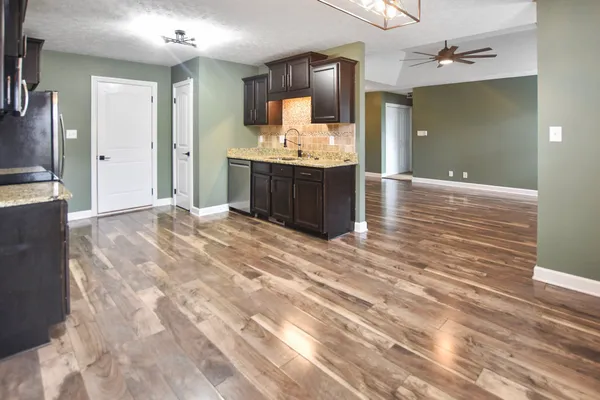 $1,800 | 3710 Suiter Road, Clarksville, TN 37040