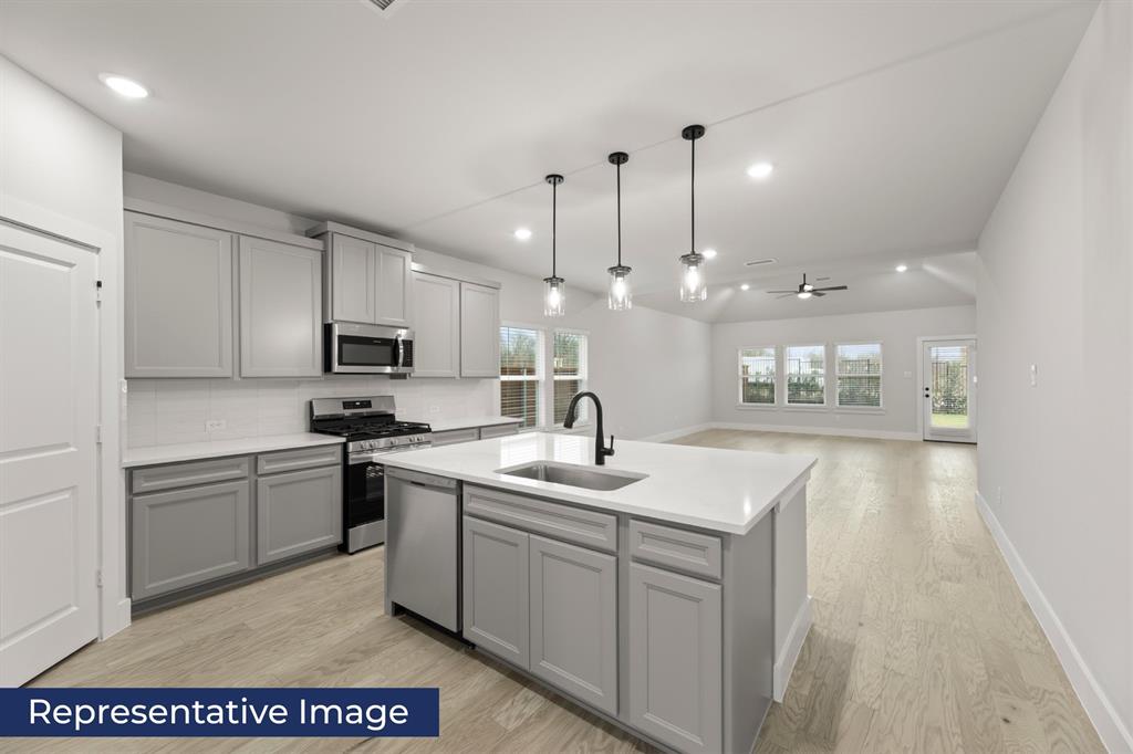 709 Durango Street Midlothian, TX 76065 - Photo 10 of 13 Interior Image