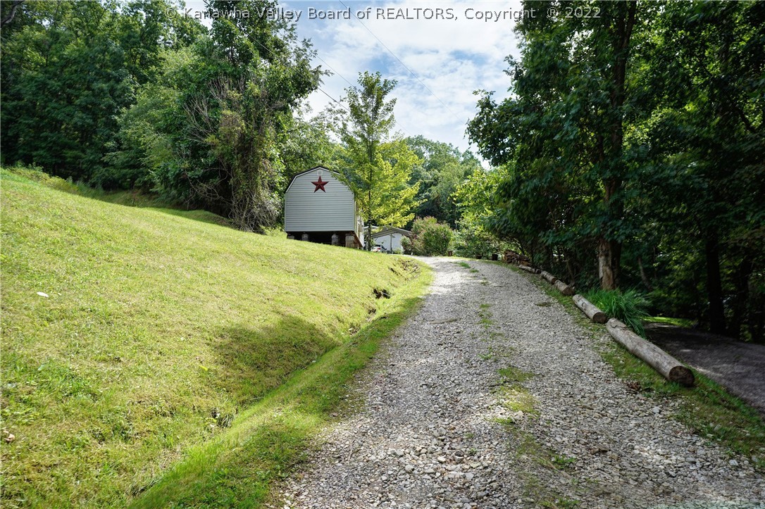 621 Hope Acres Road Elkview, WV 25071 - Photo 22 of 28 Gallery Image 22