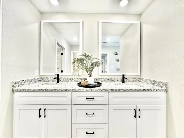 $3,399 | 8725 Scotty's Lk Lane, The Colony, TX 75056