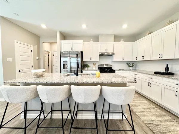 $3,399 | 8725 Scotty's Lk Lane, The Colony, TX 75056