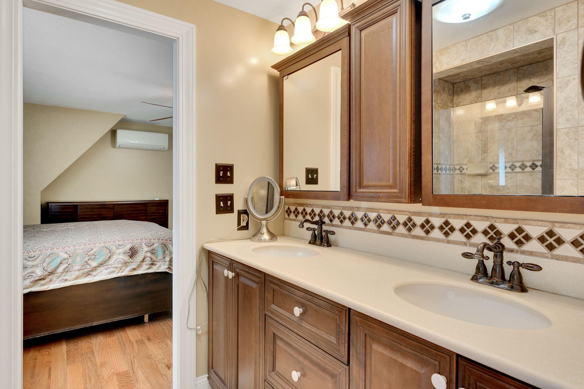 19 Roaring Brook Road Portland, ME 04103 - Photo 35 of 48 36-web-or-mls-19RoaringBrook-27