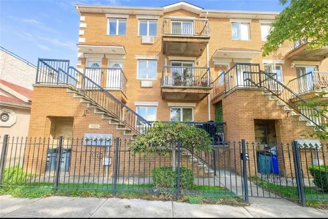 $769,000 | 3105 Emmons Avenue, Unit 1A | Sheepshead Bay