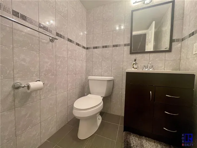 $769,000 | 3105 Emmons Avenue, Unit 1A | Sheepshead Bay