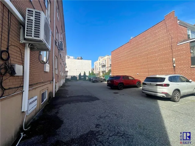 $769,000 | 3105 Emmons Avenue, Unit 1A | Sheepshead Bay