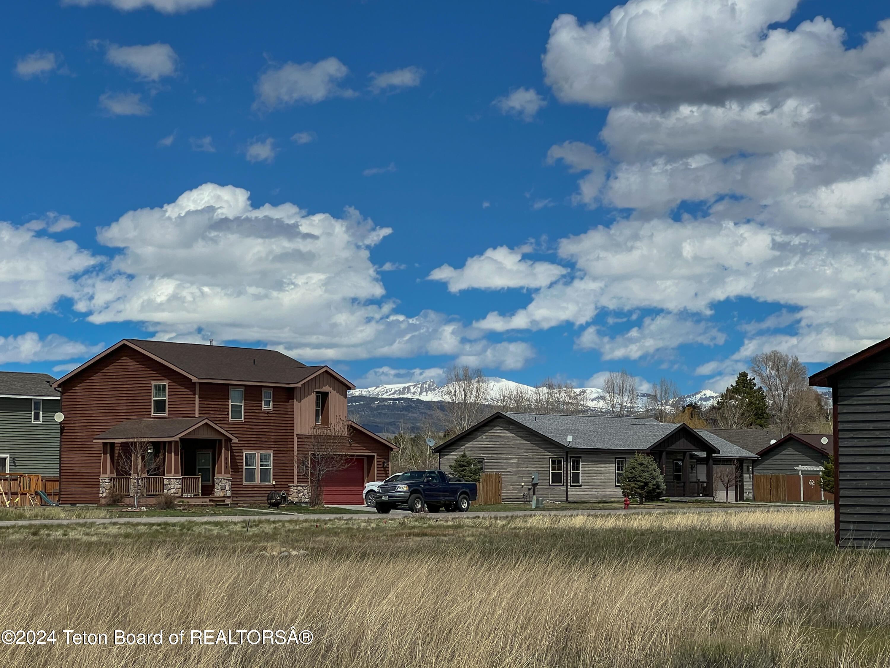 River Bend Street Pinedale, WY 82941 - Photo 2 of 9 Mountain views