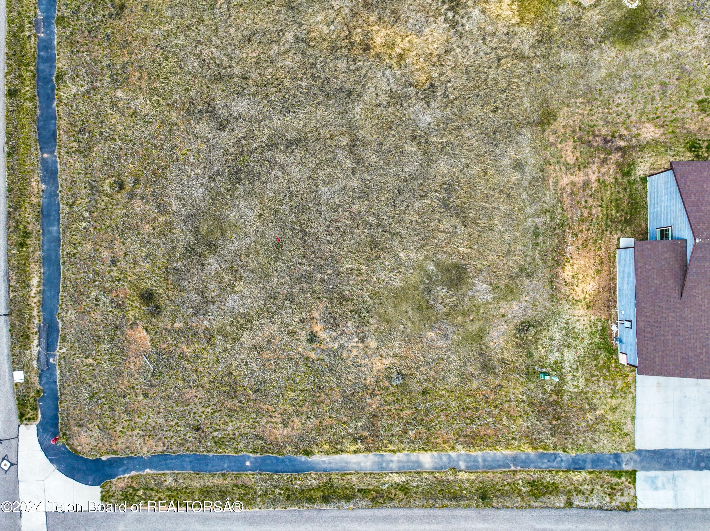 River Bend Street Pinedale, WY 82941 - Photo 4 of 9 Ariel view 2