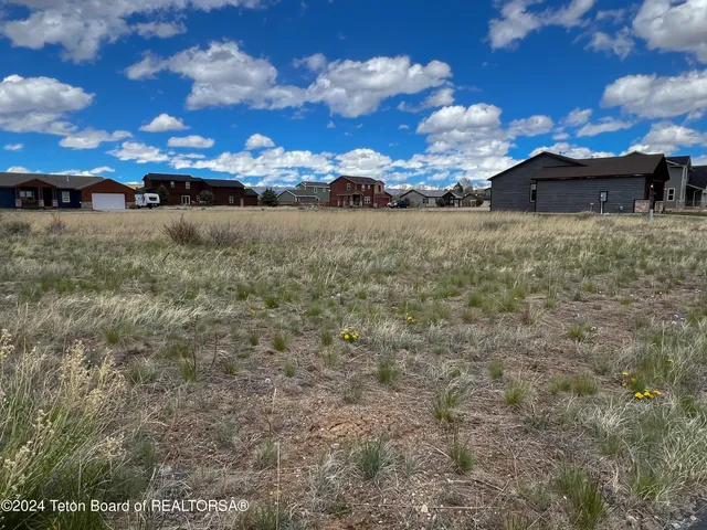 $93,000 | River Bend Street, Pinedale, WY 82941
