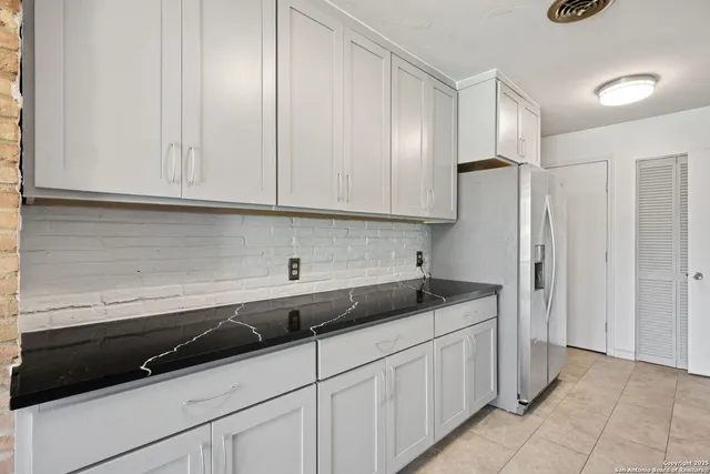 $280,000 | 250 Maplewood Lane, San Antonio, TX 78216