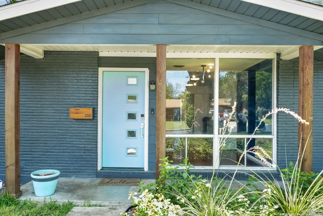 $280,000 | 250 Maplewood Lane, San Antonio, TX 78216