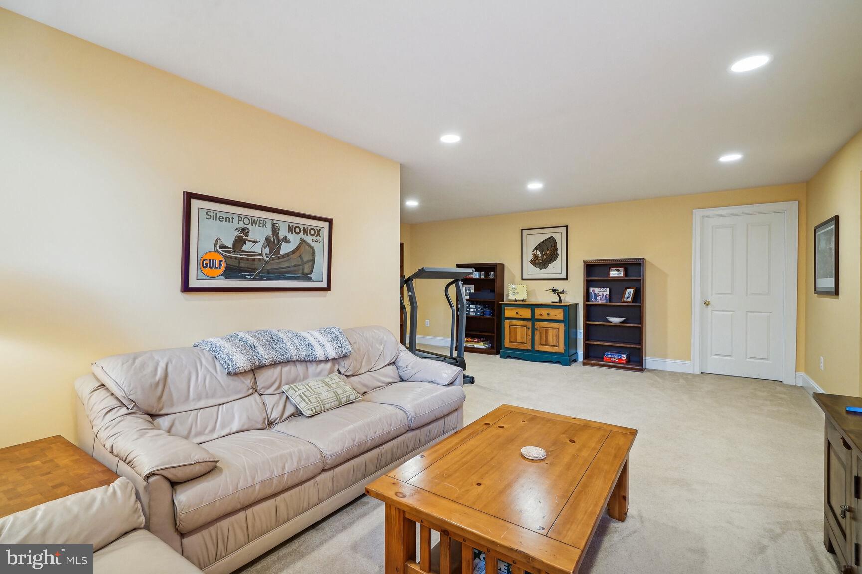 217 Tapawingo Road Southeast Vienna, VA 22180 - Photo 41 of 50 Gallery Image 41