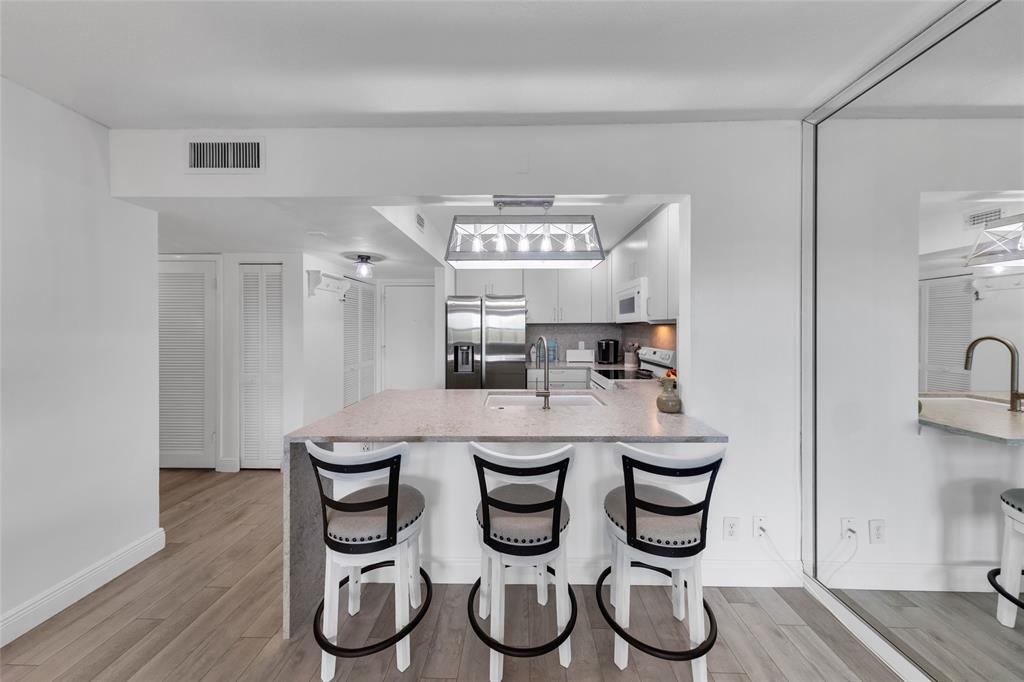 900 River Reach Drive, Unit 518 Fort Lauderdale, FL 33315 - Photo 6 of 47