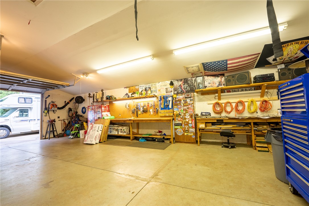 1124 Cartee Road Anderson, SC 29625 - Photo 28 of 32 shop interior