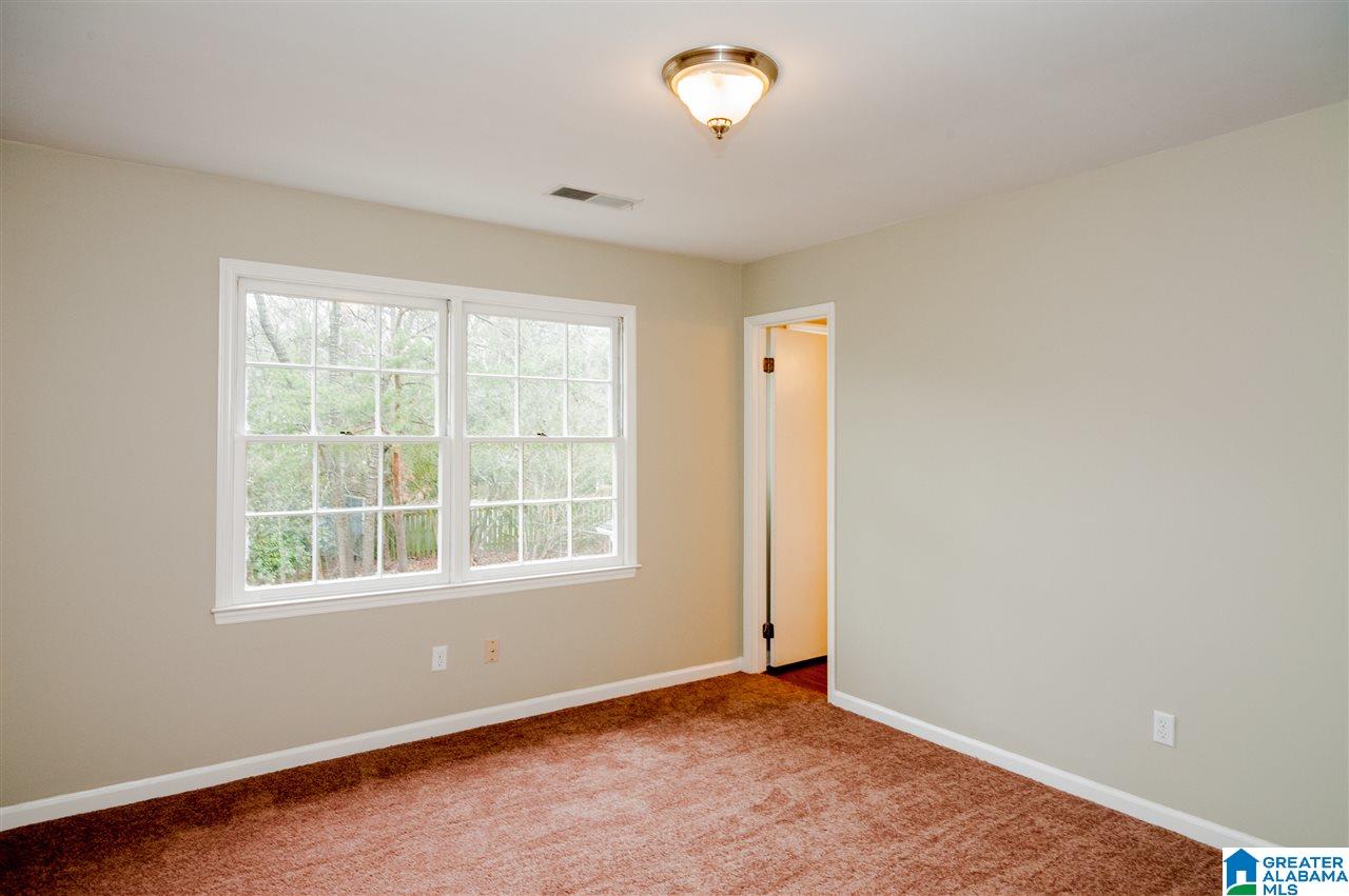 2207 Oak Ridge Circle Birmingham, AL 35226 - Photo 32 of 37