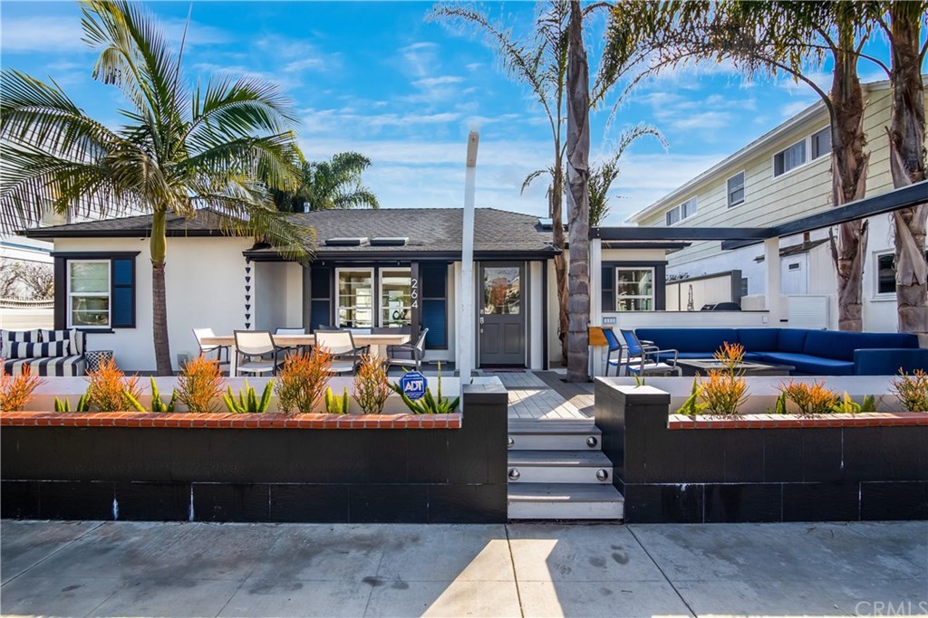 264 Ravenna Drive Long Beach, CA 90803 - Photo 2 of 27