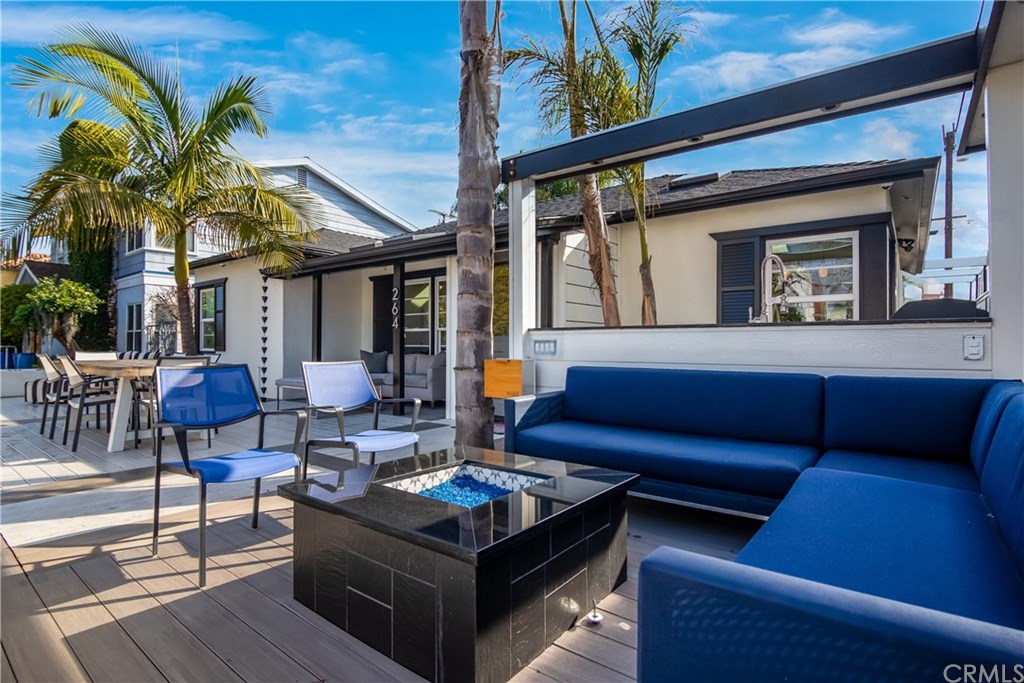 264 Ravenna Drive Long Beach, CA 90803 - Photo 4 of 27